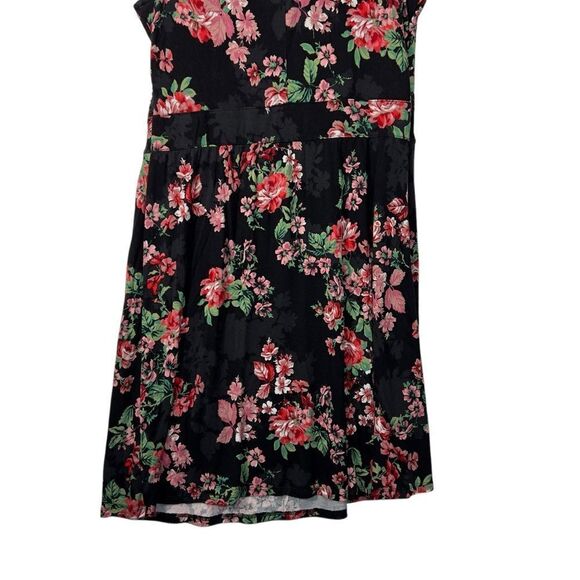 24/7 Floral Sleeveless Wrap Mini Dress medium - Picture 6 of 11